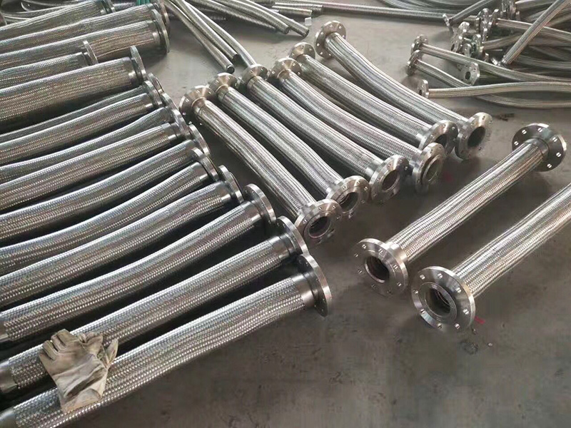 ����ܛ��