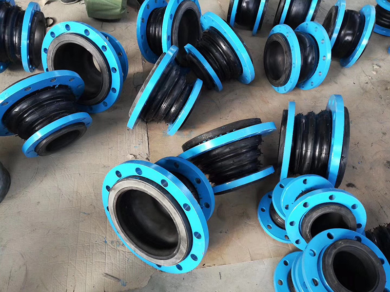 ���zܛ���^